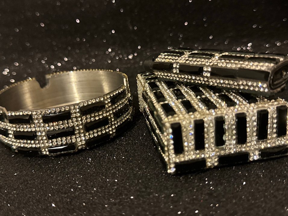 Kristal taşlı Baget tasarım sigara kutusu çakmak küllük set - Görsel 3