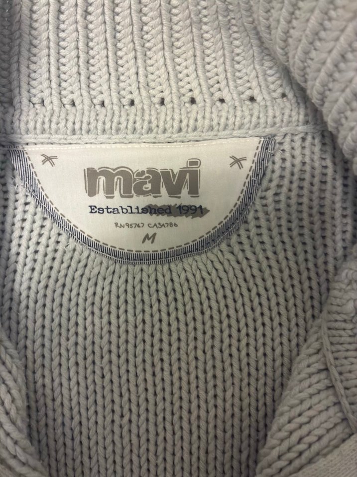 Gri Yüksek Yaka Örgü Erkek Hırka - Görsel 3