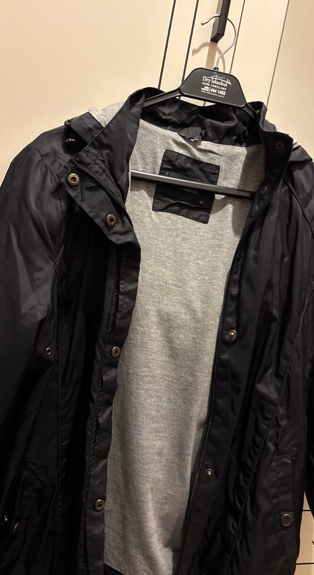 Gri Düğmeli Kadın Yağmurluk - Görsel 2