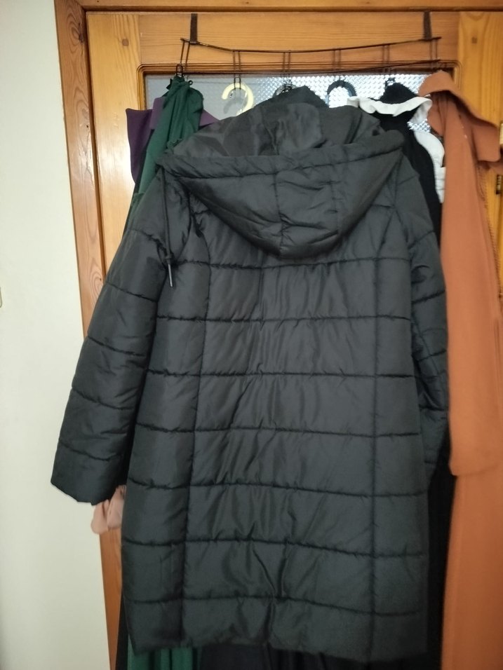 Siyah Uzun Kadın Şişme Mont - Görsel 2