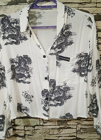 xs Beden beyaz Renk Bershka gömlek 