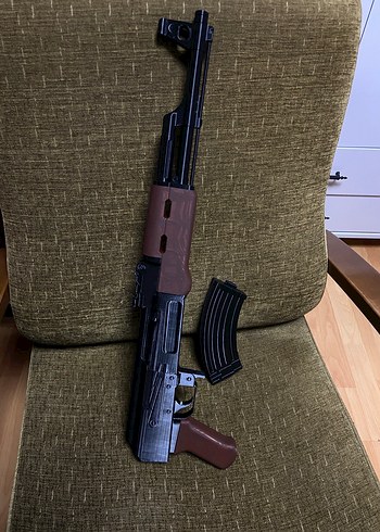  AK 47 Oyuncak Maket - Yüksek Kaliteli