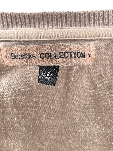 m Beden çeşitli Renk Bershka Kazak / Triko %70 İndirimli.