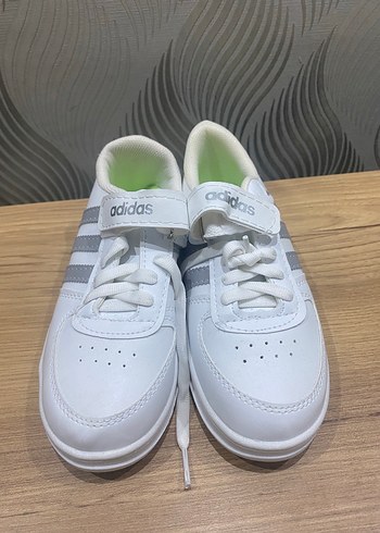 Adidas Beyaz Erkek Çocuk Spor Ayakkabı