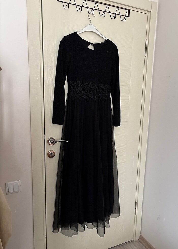 Parıltılı siyah abiye elbise - Görsel 3