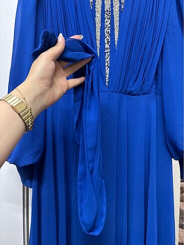 Saks Mavisi Şifon Taşlı Tesettür Abiye - Görsel 5