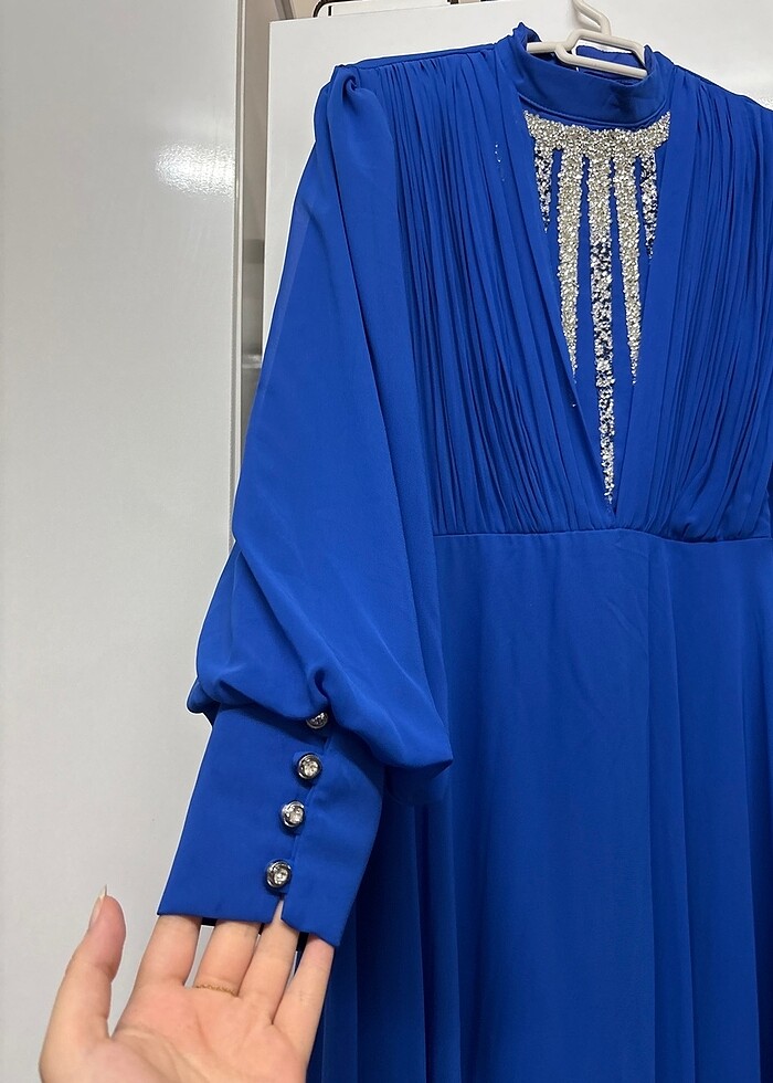 Saks Mavisi Şifon Taşlı Tesettür Abiye - Görsel 4