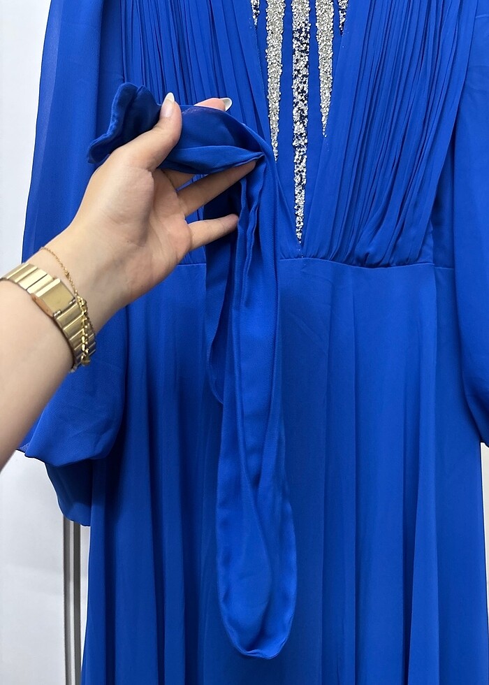 Saks Mavisi Şifon Taşlı Tesettür Abiye - Görsel 5