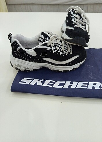 37 Beden siyah Renk Skechers bayan ayakkabı
