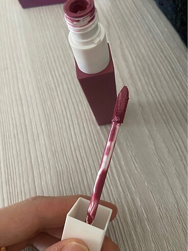 Diğer Likit ruj