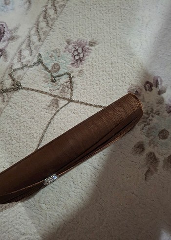 Kahverengi Pileli Kadın Abiye Çanta - Görsel 3