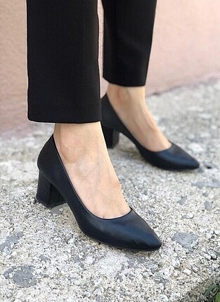 37 numara 5cm kalın topuklu stiletto