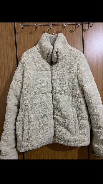 PELUŞ ŞİŞME MONT