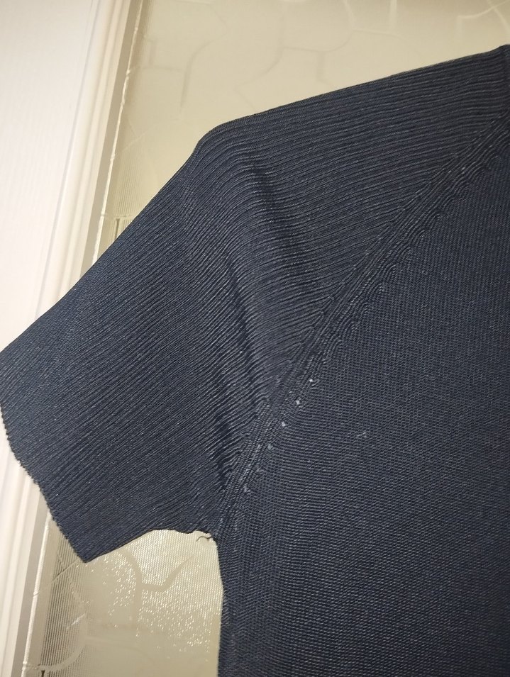 Siyah Kısa Kollu bluz - Görsel 3