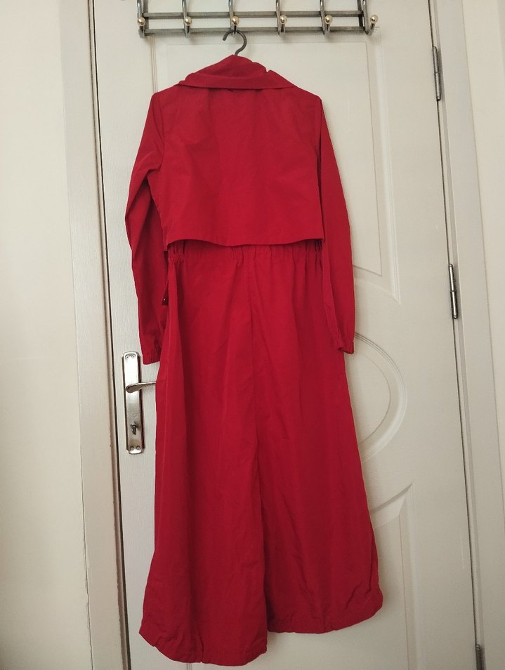 Kadın Kırmızı Uzun Fermuarlı pardesü - Görsel 2