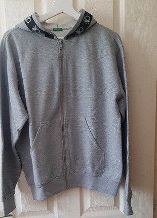 Benetton sweatshirt