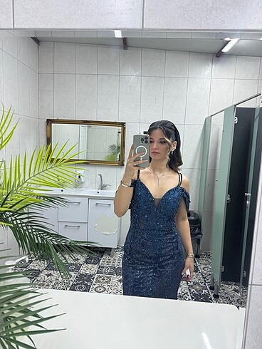 LACİVERT TAŞLI ABİYE