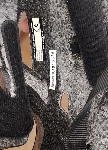 Salcano temiz durumda sıfır ayarında bisiklet kaskı - Görsel 8