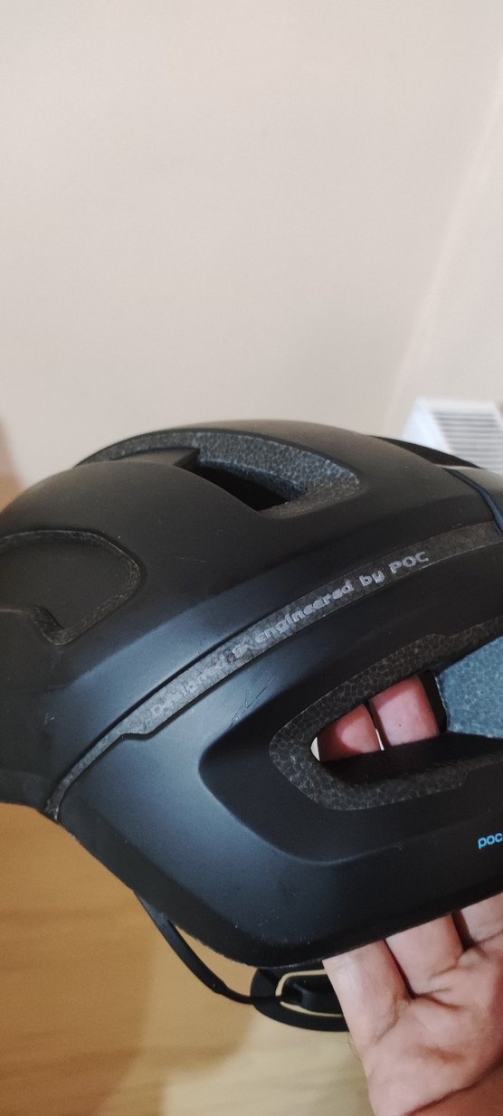 Siyah POC Biker Kaskı Velcro Detaylı - Görsel 4