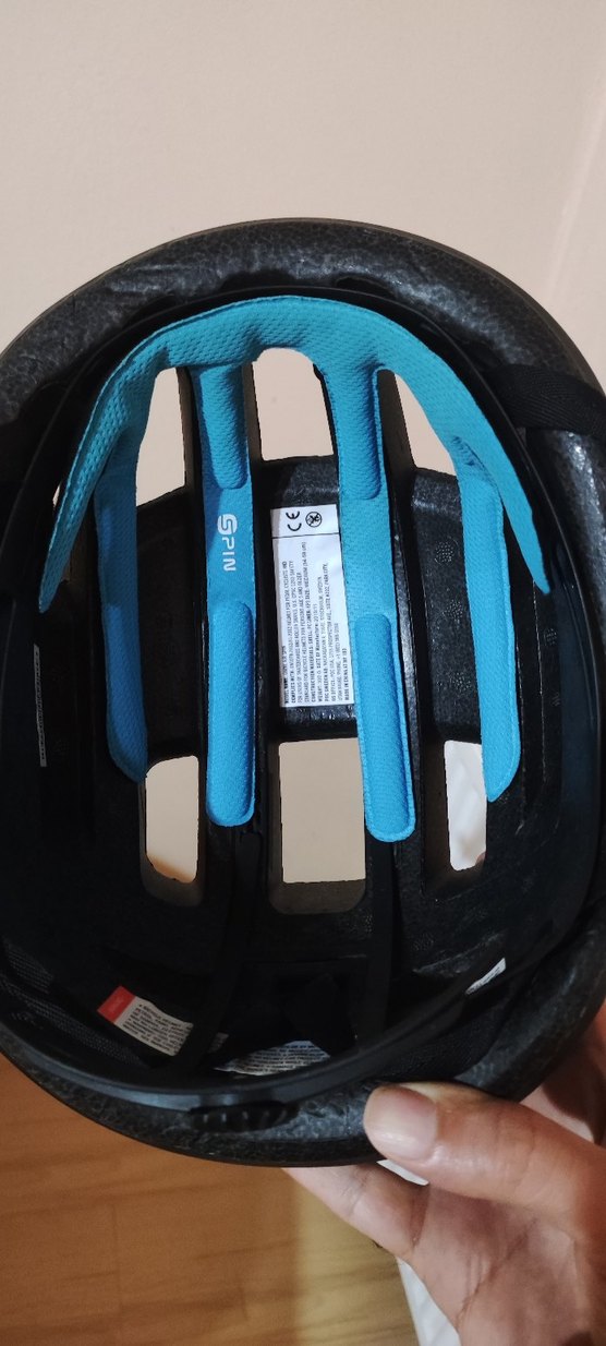 Siyah POC Biker Kaskı Velcro Detaylı - Görsel 2