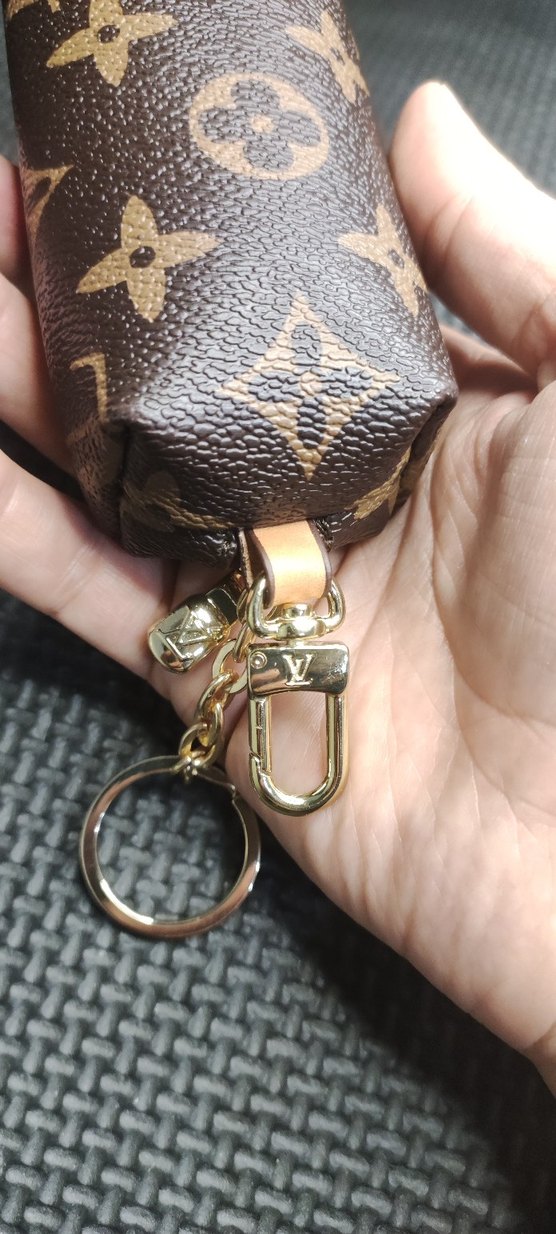 Louis Vuitton Fermuarlı Kahverengi Parlak Kadın Anahtarlık - Görsel 3