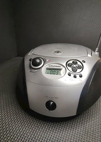 Grundig Gri Müzik Sistemi