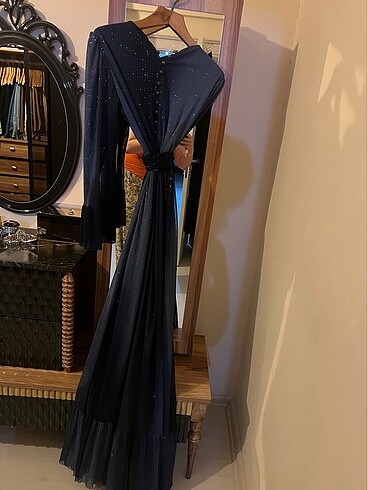 Kayra Abiye