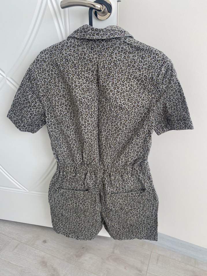 Düğmeli haki ve leopar desen Kadın Kısa Tulum - Görsel 2