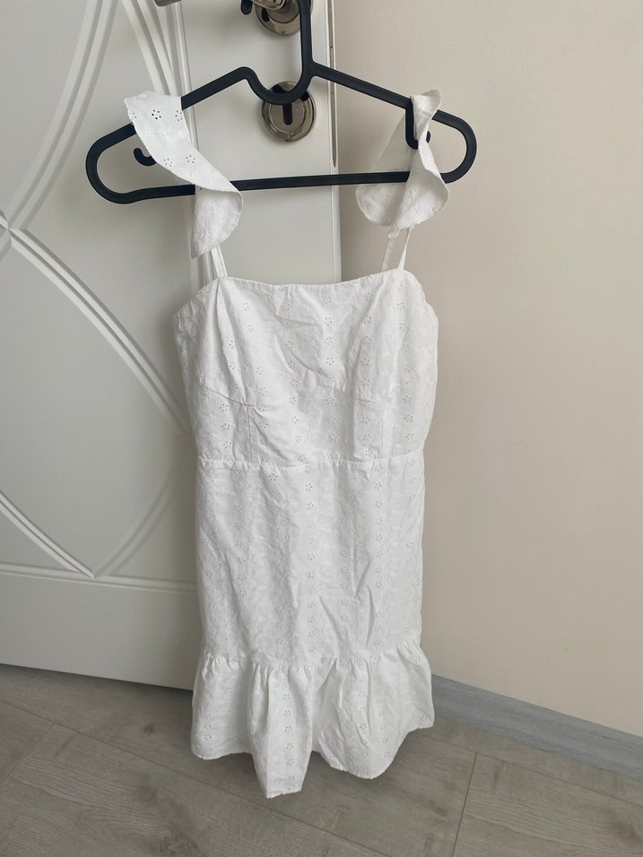 Beyaz Kolsuz Midi Elbise - Görsel 2