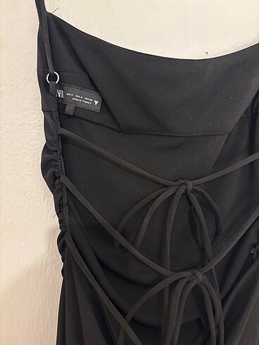 Zara sırt dekolteli şık elbise