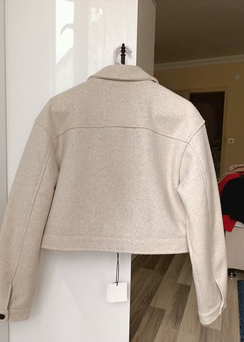 s Beden Bershka Notched Yaka Crop Kalın Ceket