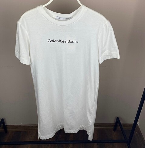 Calvin Klein etiketli S beden