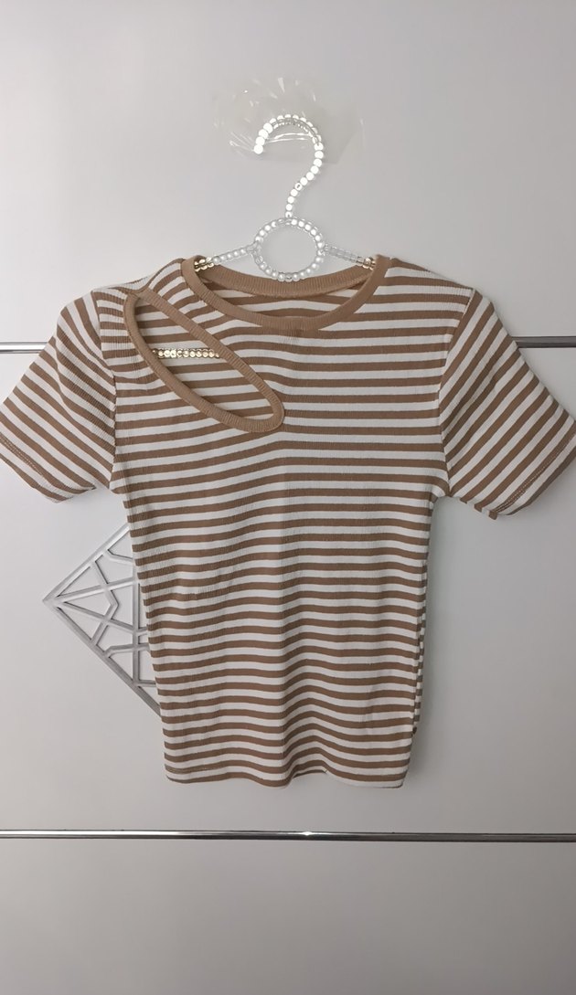 Dantel Detaylı Vizon Çizgili Likralı Kadın Tişört - Görsel 2