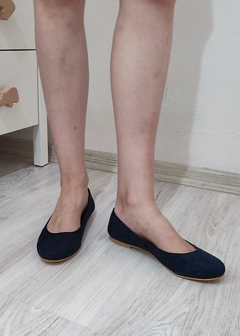 Lacivert Minimalist Stiletto Topuklu Kadın Babet