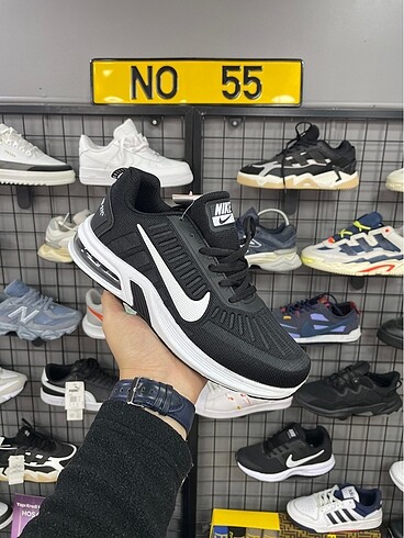 NIKE AİRMAX