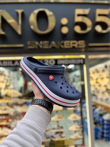 BAY BAYAM CROCS