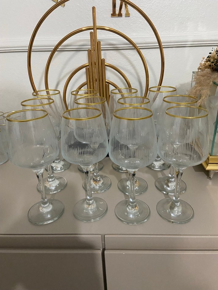 Altın Kenarlı İnce Çizgili Bardak Seti - Görsel 3