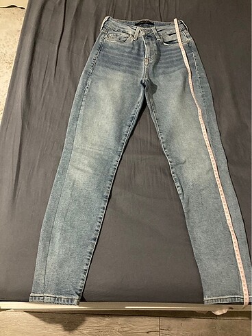 27 Beden Mavi jean