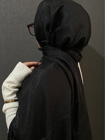 Guess Guess Jakar Şal