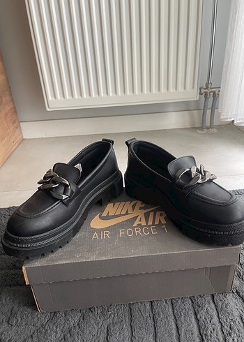 37 Beden siyah Renk Zincir Detaylı Siyah Platform Topuklu Loafer
