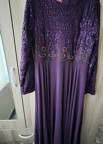 Uzun Kollu İşlemeli Mor Abiye Elbise - Görsel 2