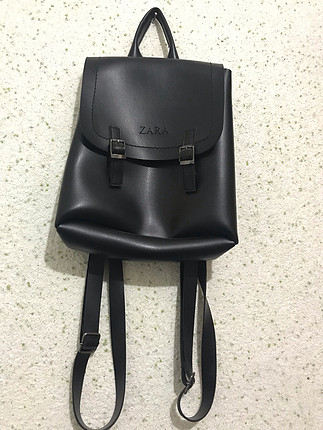Zara siyah uzun askılı sırt çantası 