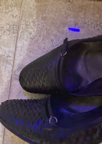 Kemerli Siyah Yılan Desenli Topuklu Kadın Ayakkabı - Görsel 7