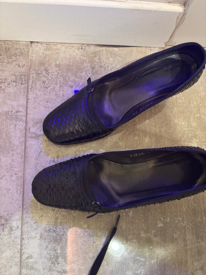 Kemerli Siyah Yılan Desenli Topuklu Kadın Ayakkabı - Görsel 3