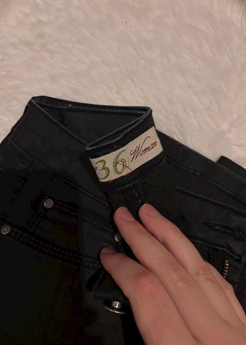 Siyah Kadın Kot Pantolon - Görsel 4