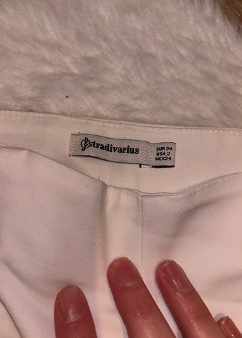 Stradivarius Düğmeli Beyaz Kadın Midi Kumaş Pantolon - Görsel 2