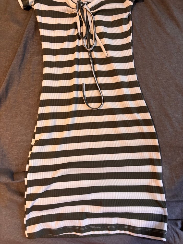 Gri Çizgili Günlük Midi Elbise - Görsel 3