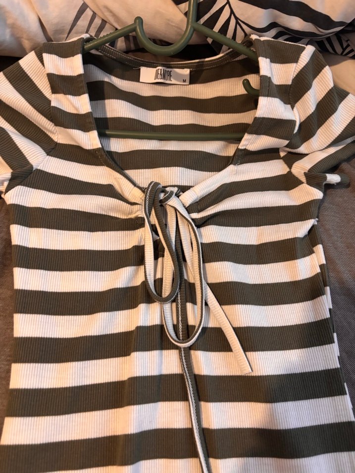 Gri Çizgili Günlük Midi Elbise - Görsel 2