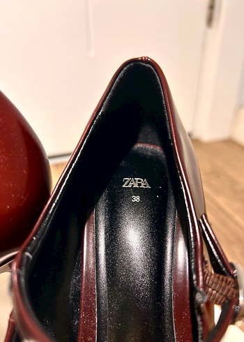 Bordo Deri Tokalı Stiletto - Görsel 3