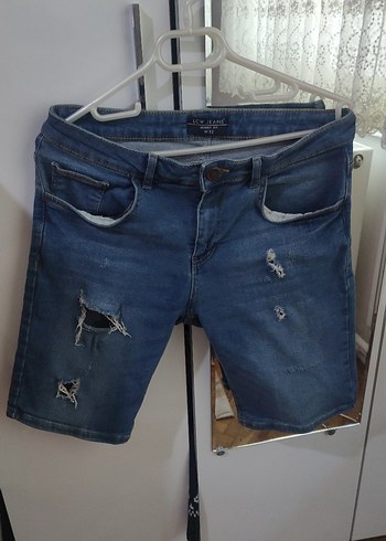 erkek Mavi Yırtık Mini Denim Şort